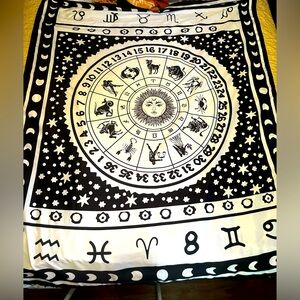 Zodiac Tapestry blk/wht